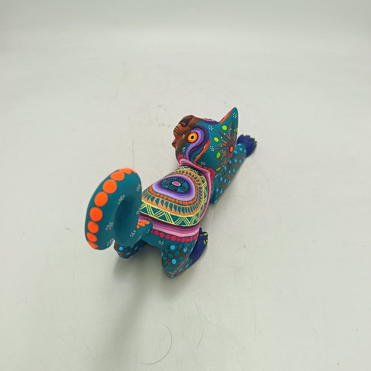 Oaxacan Wood Carving Hand Made Cat By Estudio 2403 PP9142