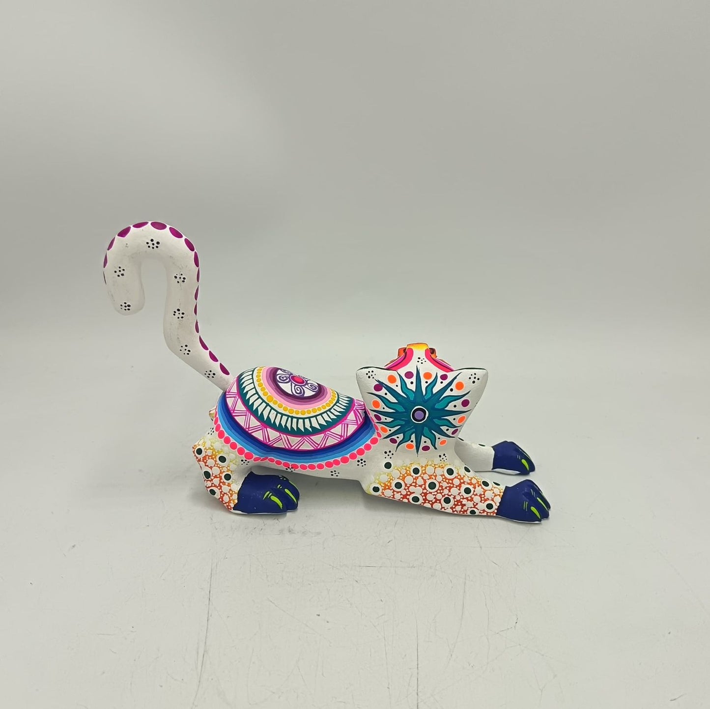 Oaxacan Wood Carving Hand Made Cat By Estudio 2403 PP9145