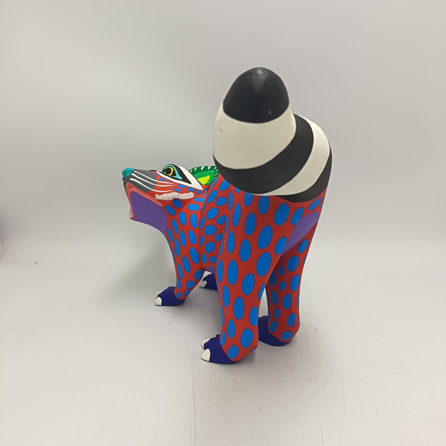 Oaxacan Wood Carving Hand Made, Racoon By Armando Jimenez PP9153
