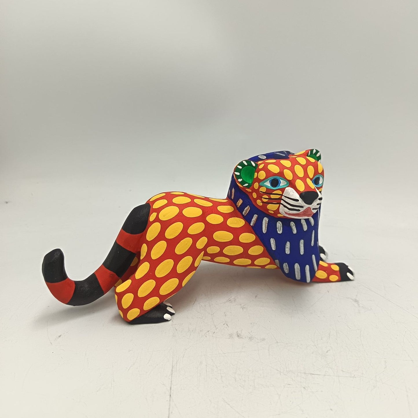 Oaxacan Wood Carving Hand Made, Lion By Armando Jimenez PP9157