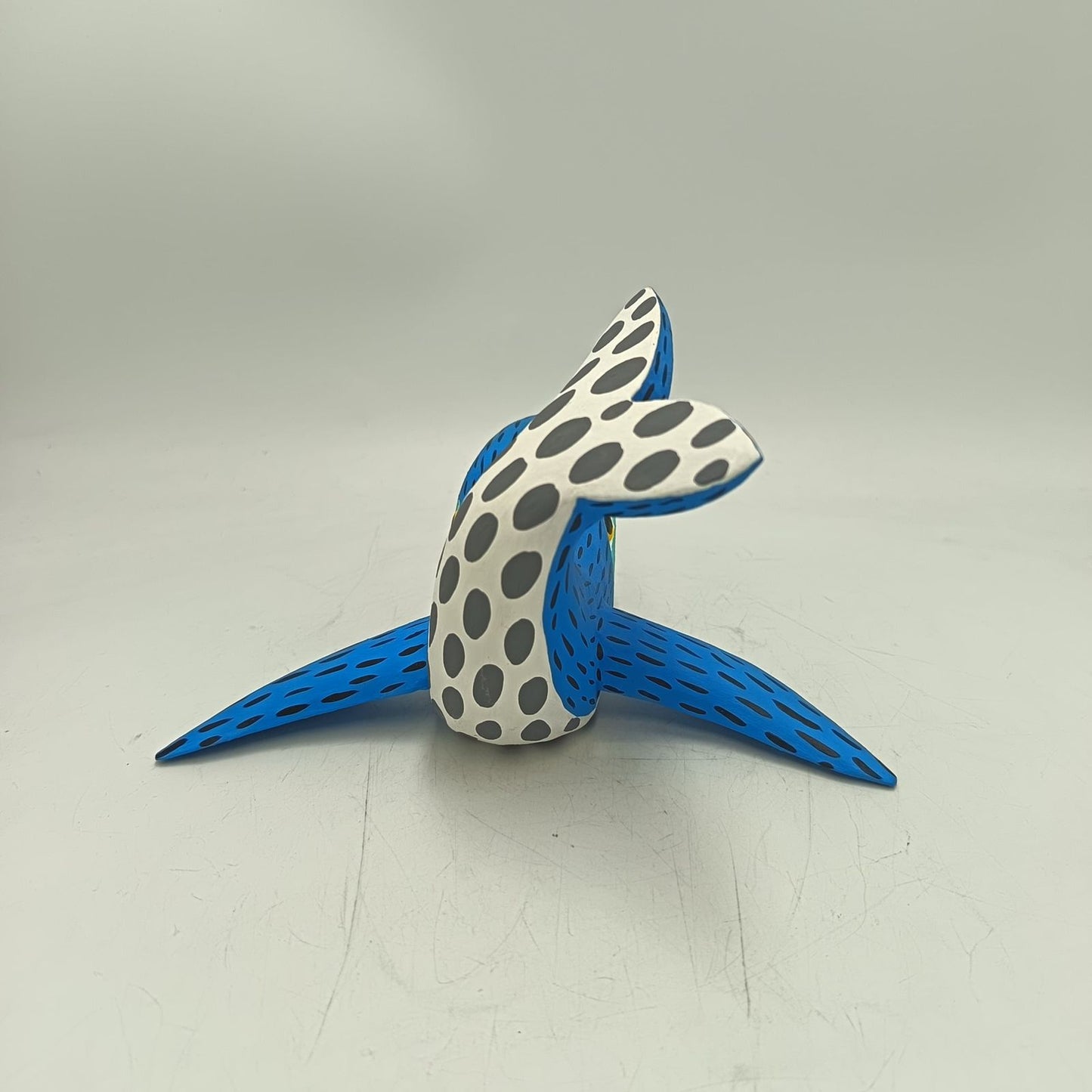 Oaxacan Wood Carving Hand Made, Whale By Armando Jimenez PP9158