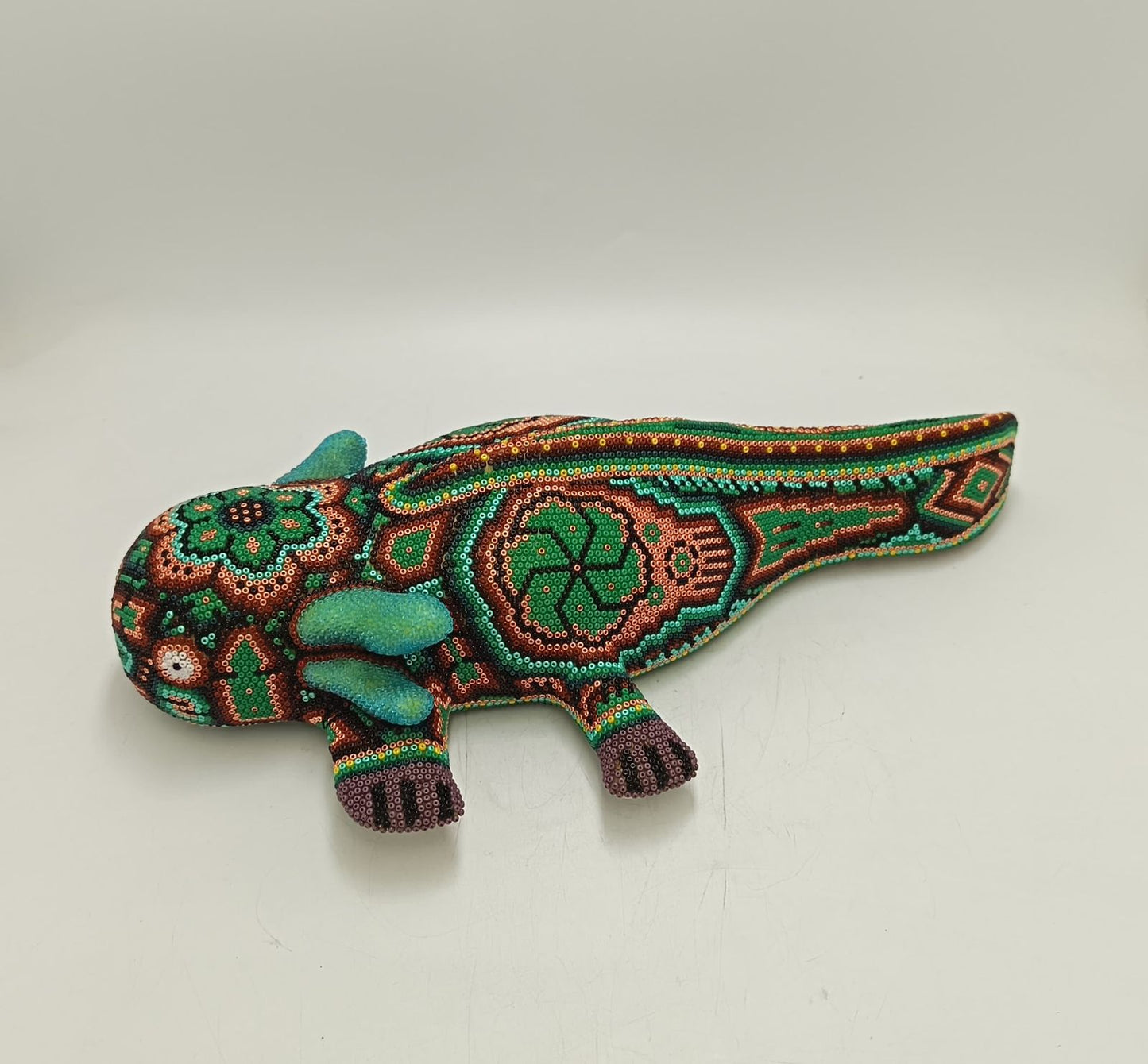 Mexican Huichol Hand Beaded Axolot By Isandro Villa Lopez PP9227