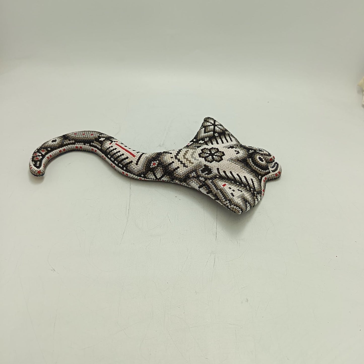 Mexican Huichol Hand Beaded Art, Stingray By Isandro Villa Lopez PP9236