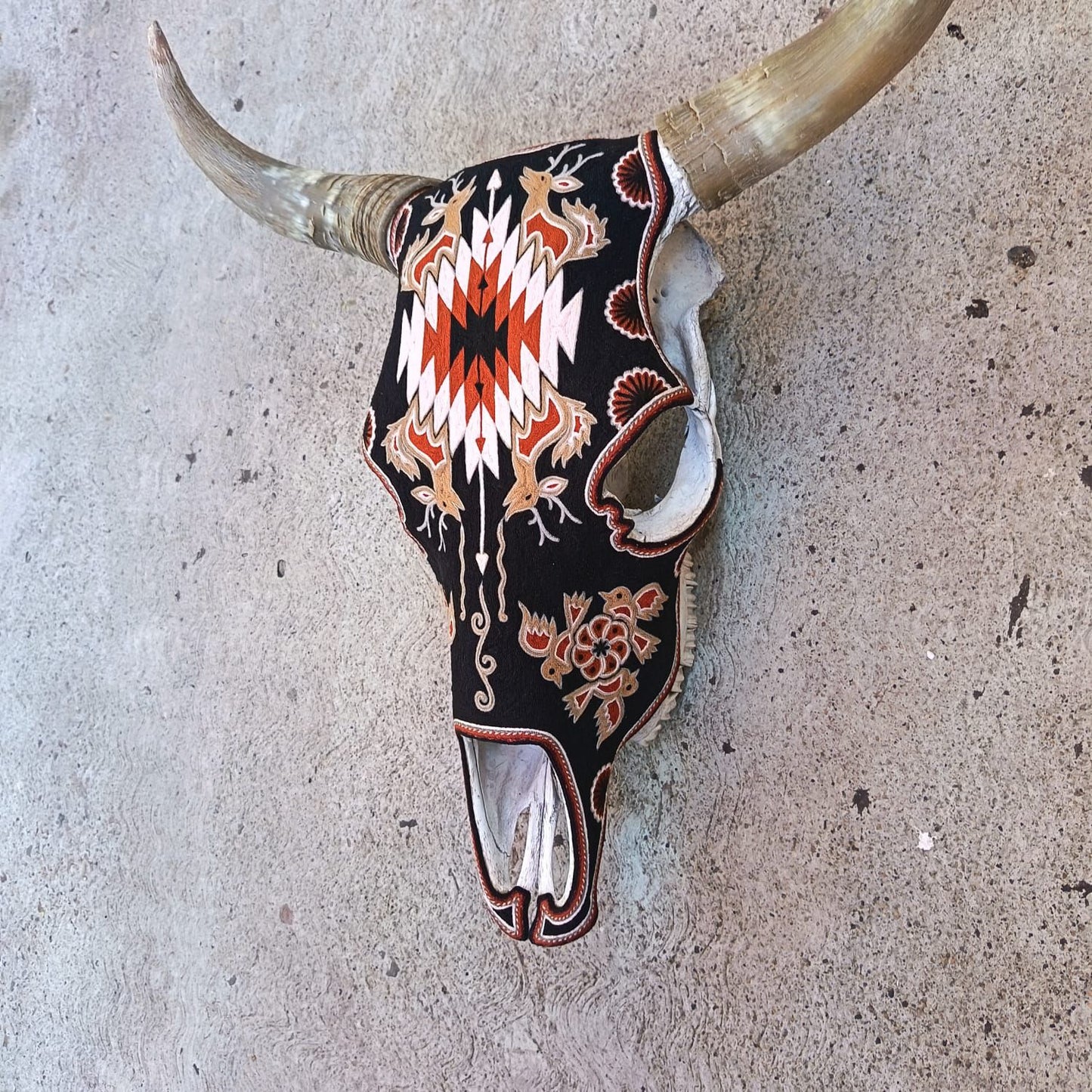 Yarn Painting Huichol Mexican Folk Art, Bull Skull By Samuel Hernandez PP9244