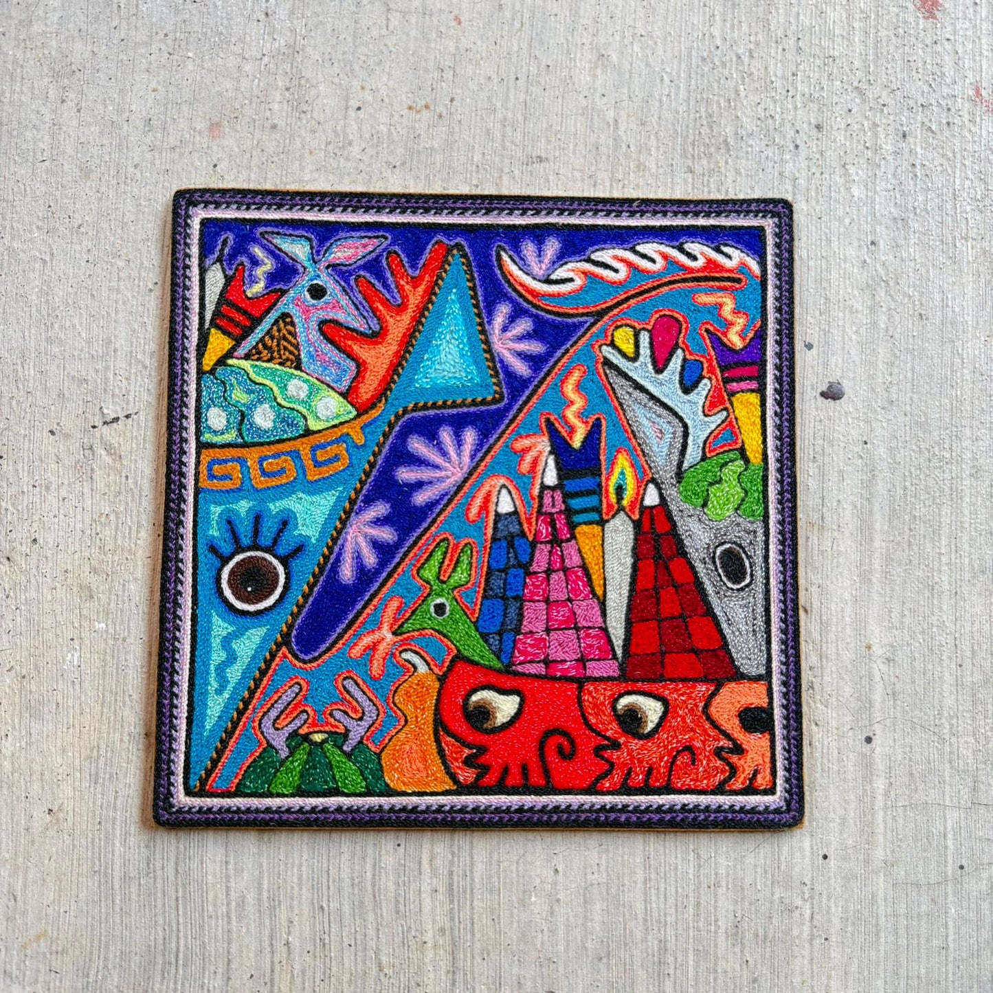 Mexican Folk Art Huichol Indian Yarn Painting by Luis Castro PP9249 Oaxaca