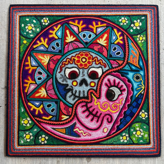 Mexican Folk Art Huichol Indian Yarn Painting by Luis Castro PP9255 Oaxaca