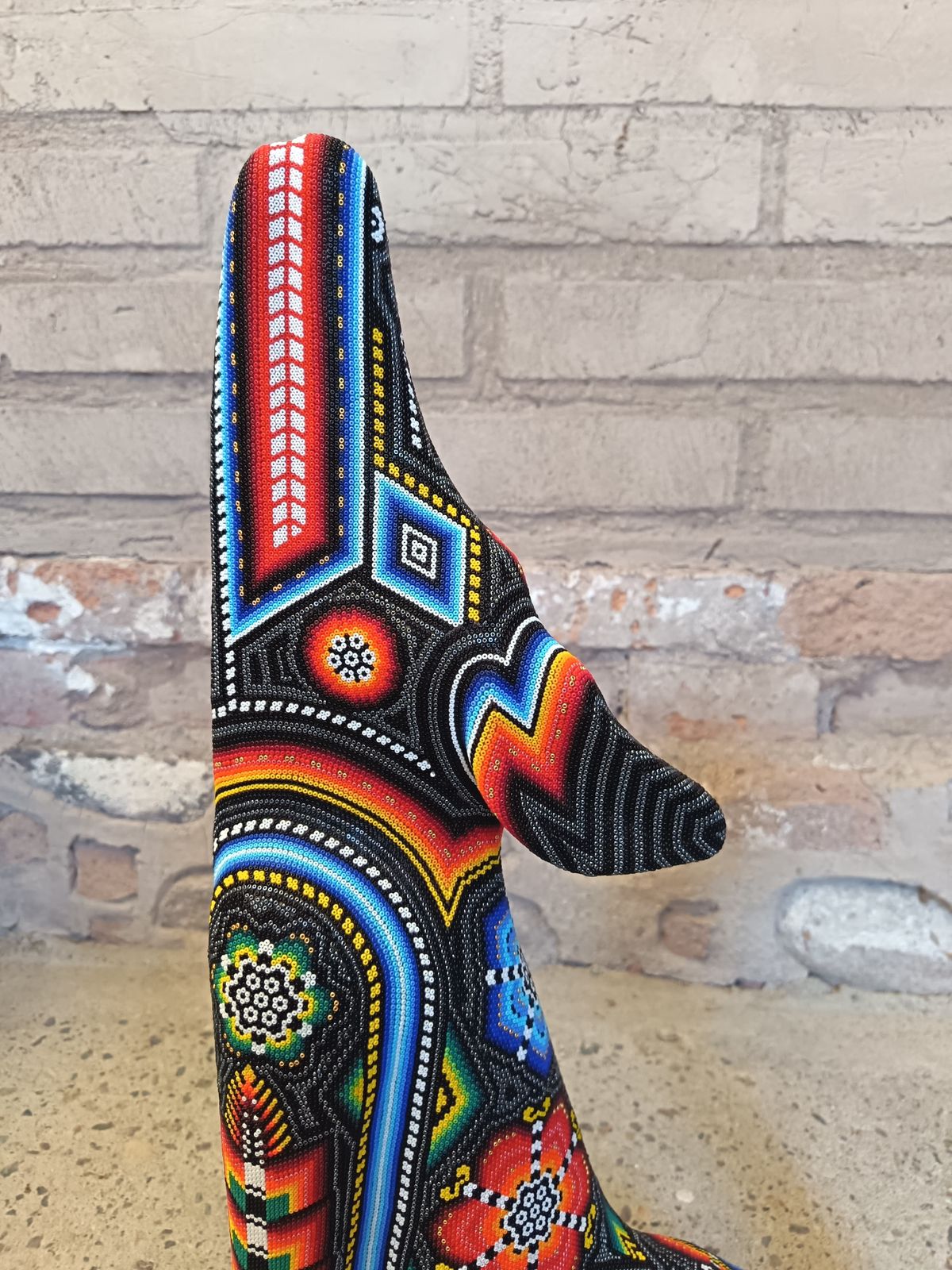 Mexican Folk Art Huichol Beaded Coyote By Santos Bautista PP9342