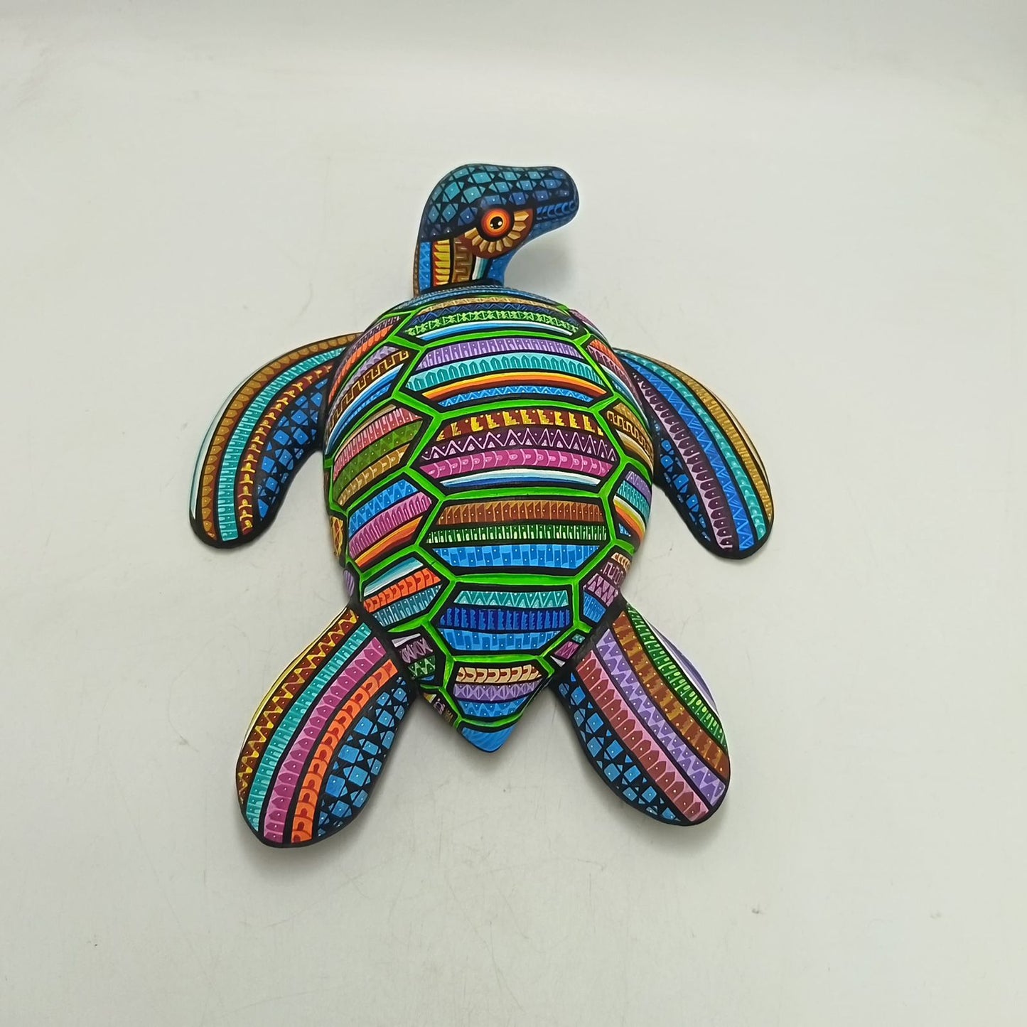 Mexican Oaxacan Wood Carving Turtle By Ivan Fuentes PP9359