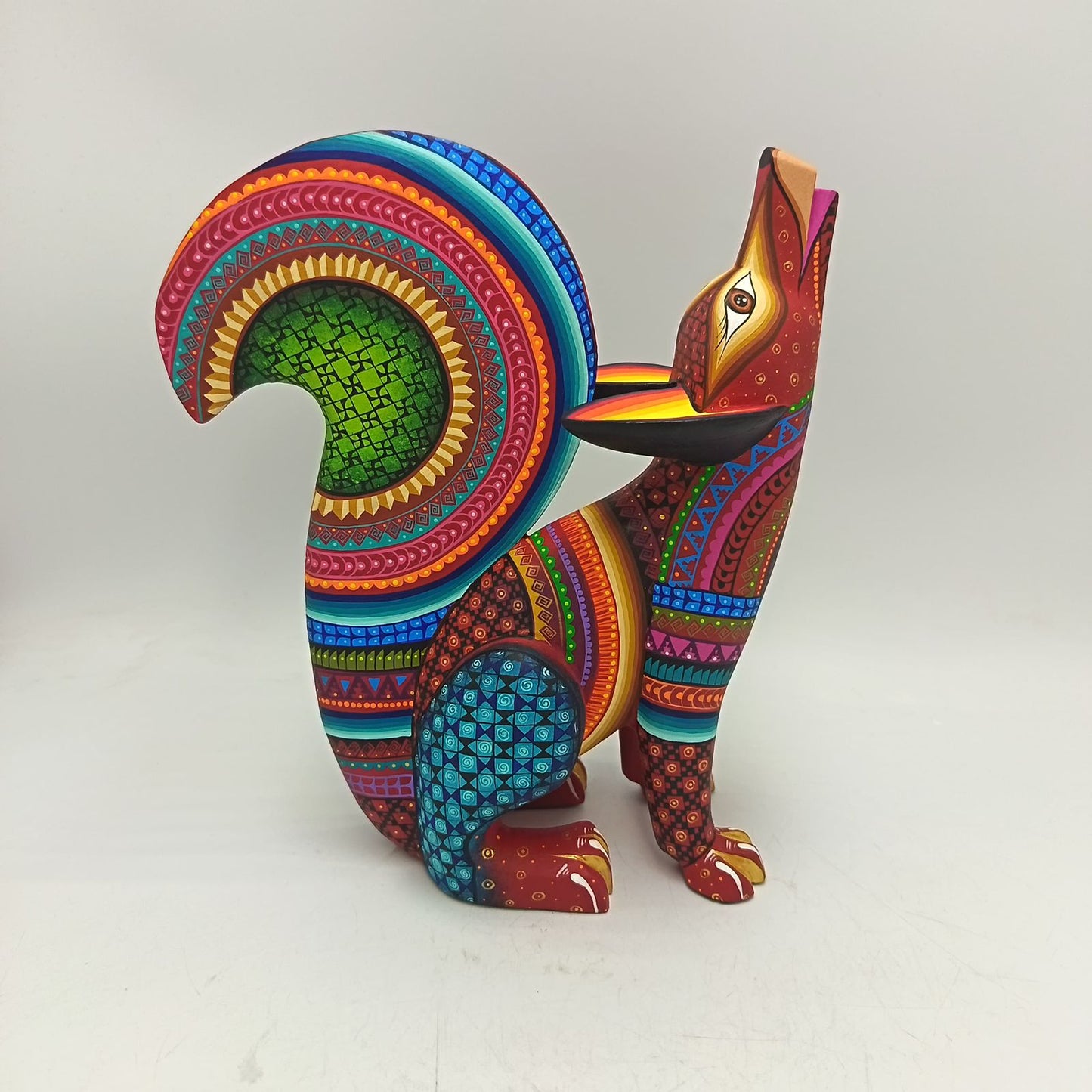 Mexican Oaxacan Wood Carving Coyote Ivan Fuentes PP9361