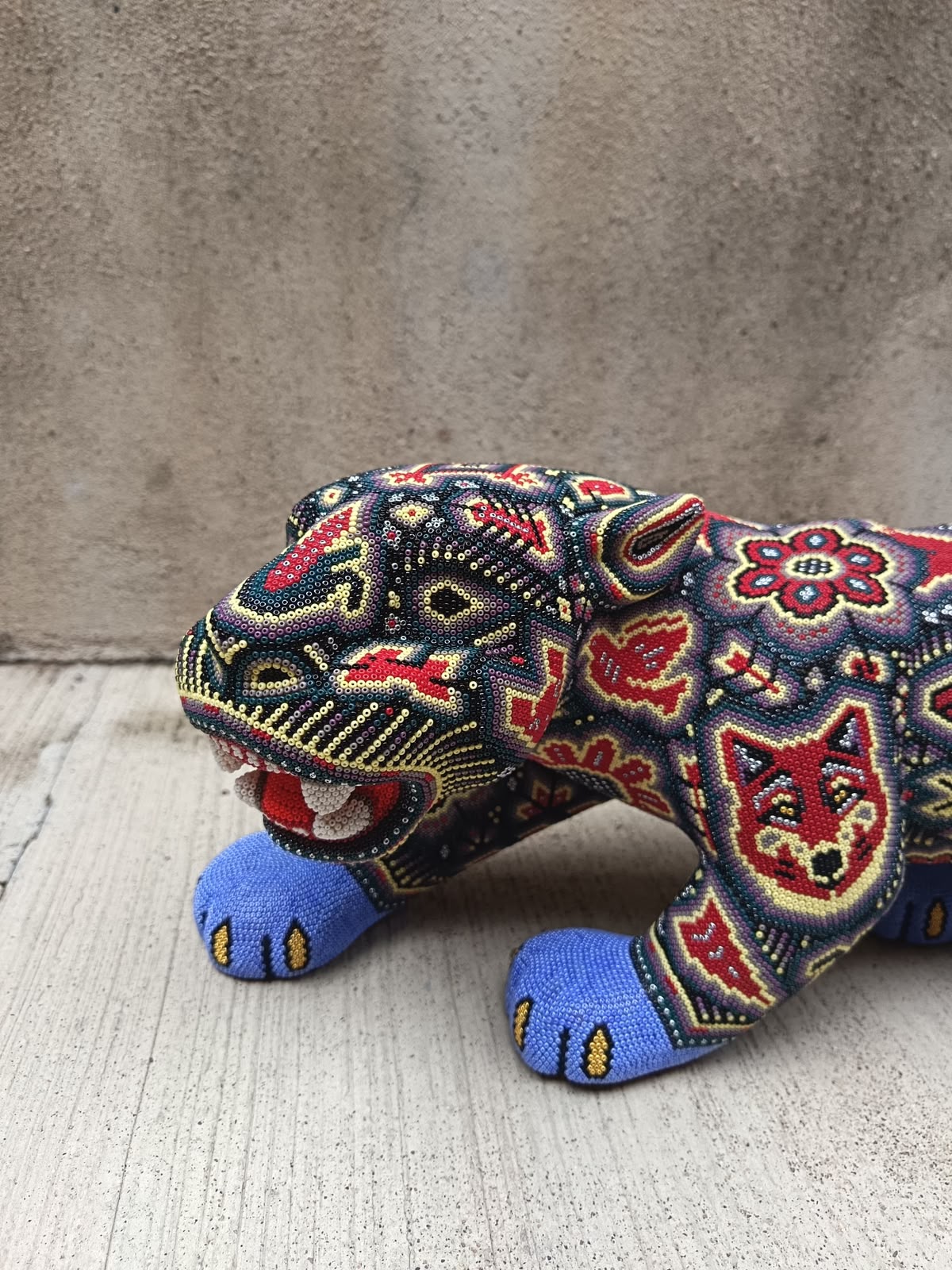 Mexican Huichol Hand Beaded Art, Jaguar By Isandro Villa Lopez PP9396