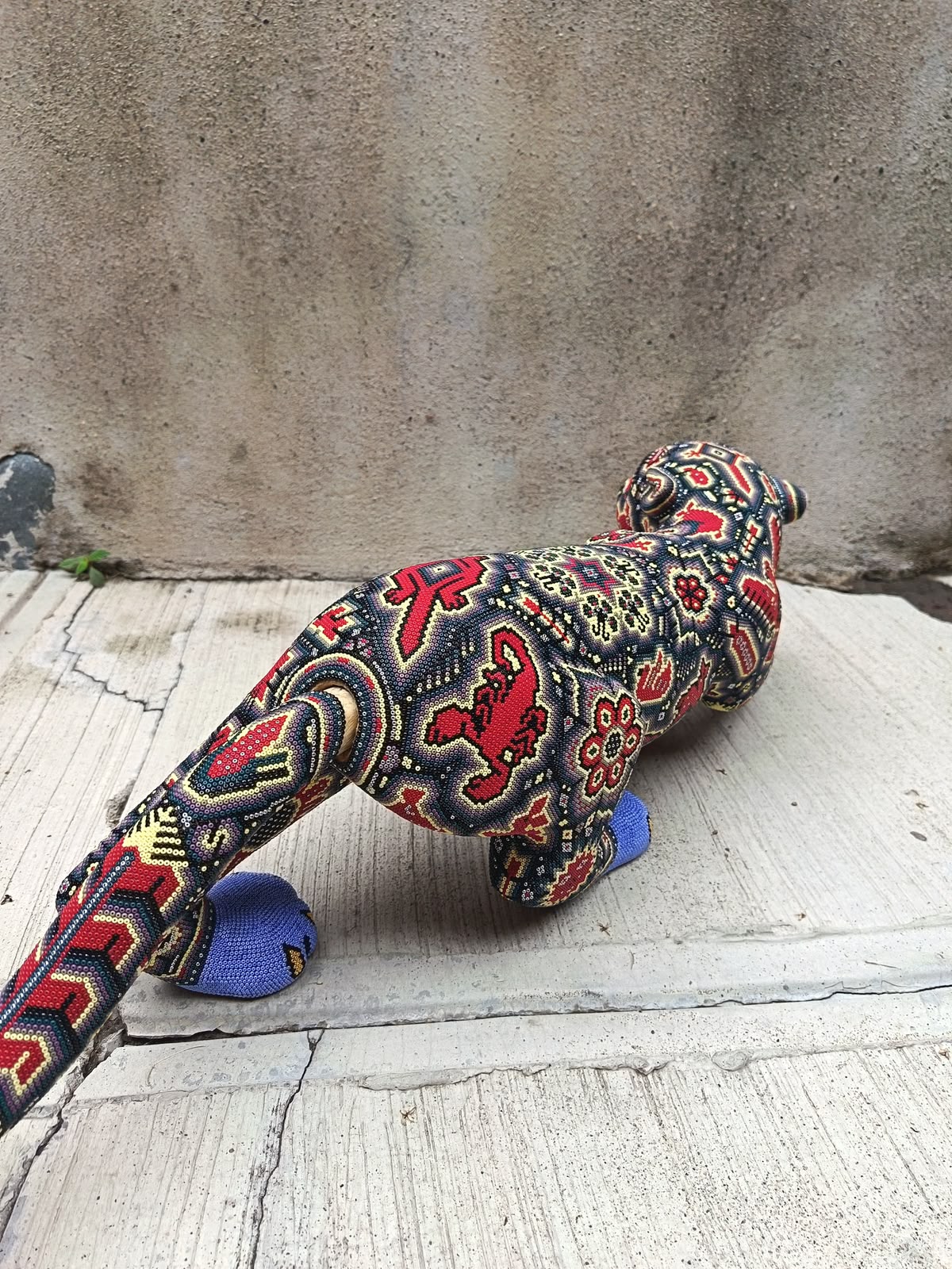 Mexican Huichol Hand Beaded Art, Jaguar By Isandro Villa Lopez PP9396