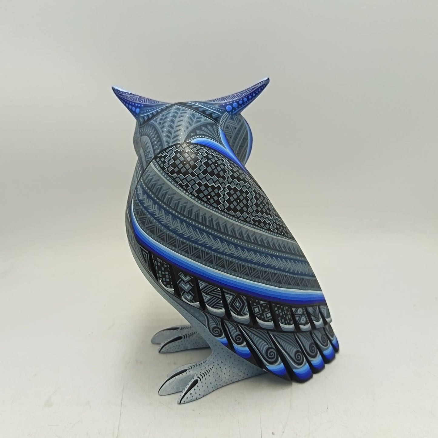Mexican Oaxacan Wood Carving Owl By Julia Fuentes PP9416