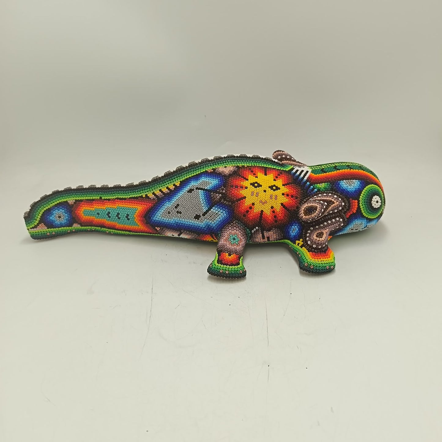 Mexican Huichol Hand Beaded Axolot By Mayola Villa Lopez PP9435