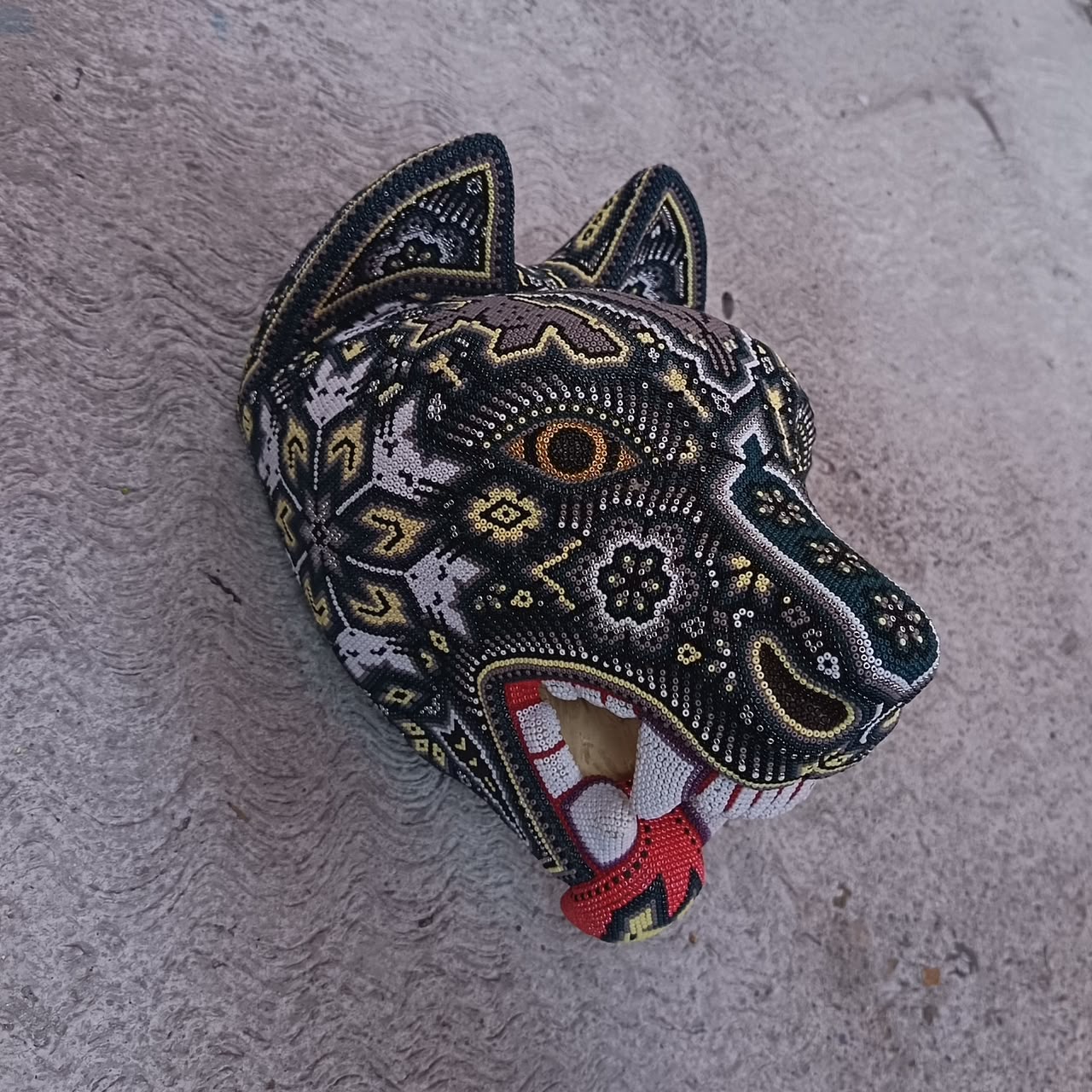 Huichol Mexican Hand Beaded Wolf Head By Isandro Villa Lopez PP9507