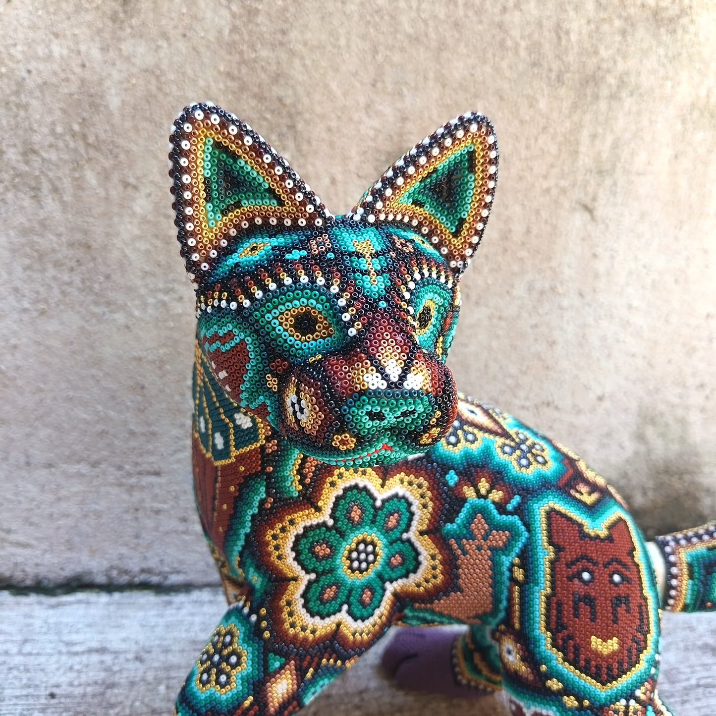 Mexican Huichol Hand Beaded Cat By Isandro Villa Lopez PP9506