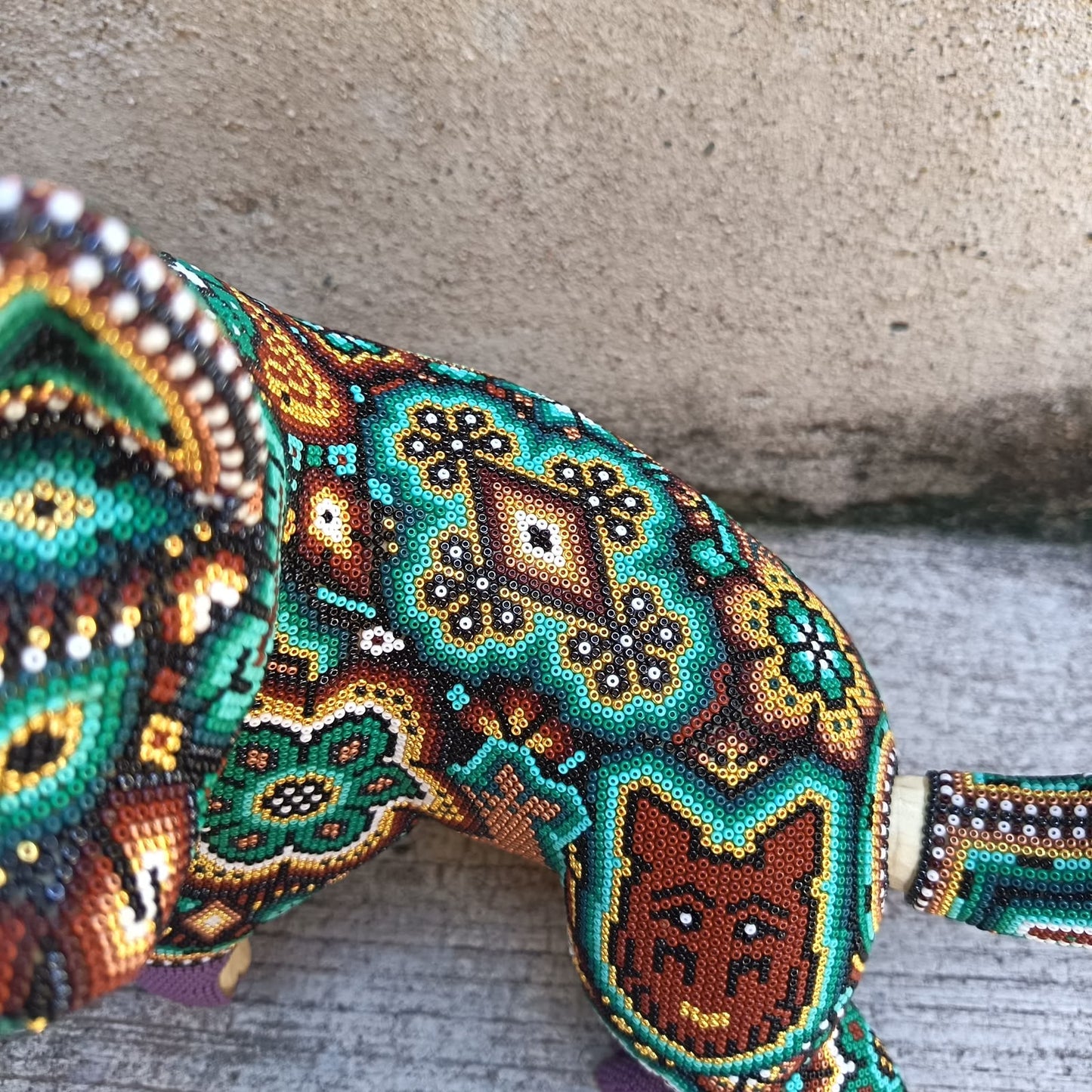 Mexican Huichol Hand Beaded Cat By Isandro Villa Lopez PP9506