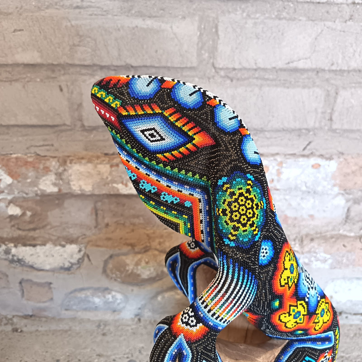 Mexican Folk Art Huichol Beaded Iguana By Santos Bautista PP9526