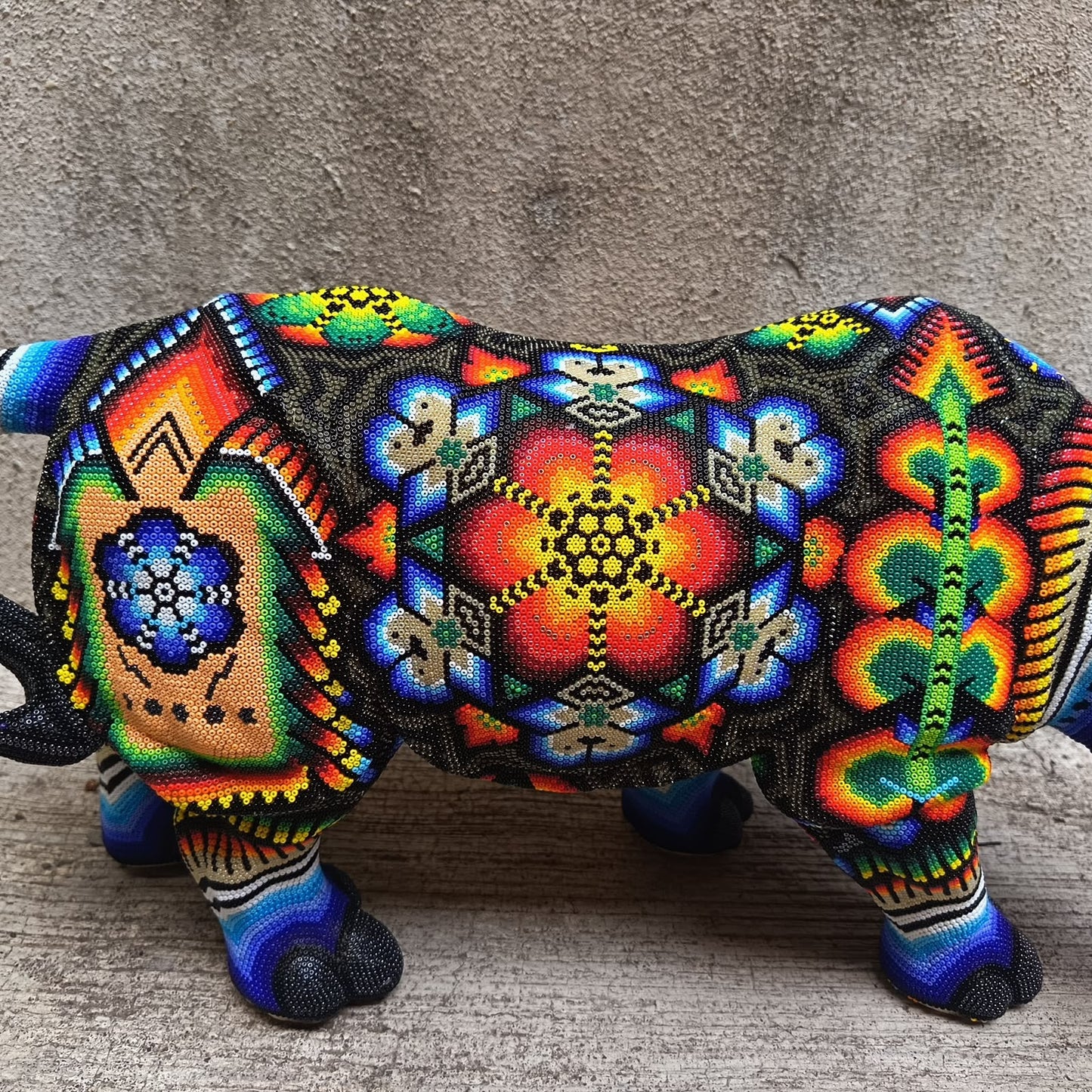 Mexican Folk Art Huichol Beaded Rhinoceros By Santos Bautista PP9527
