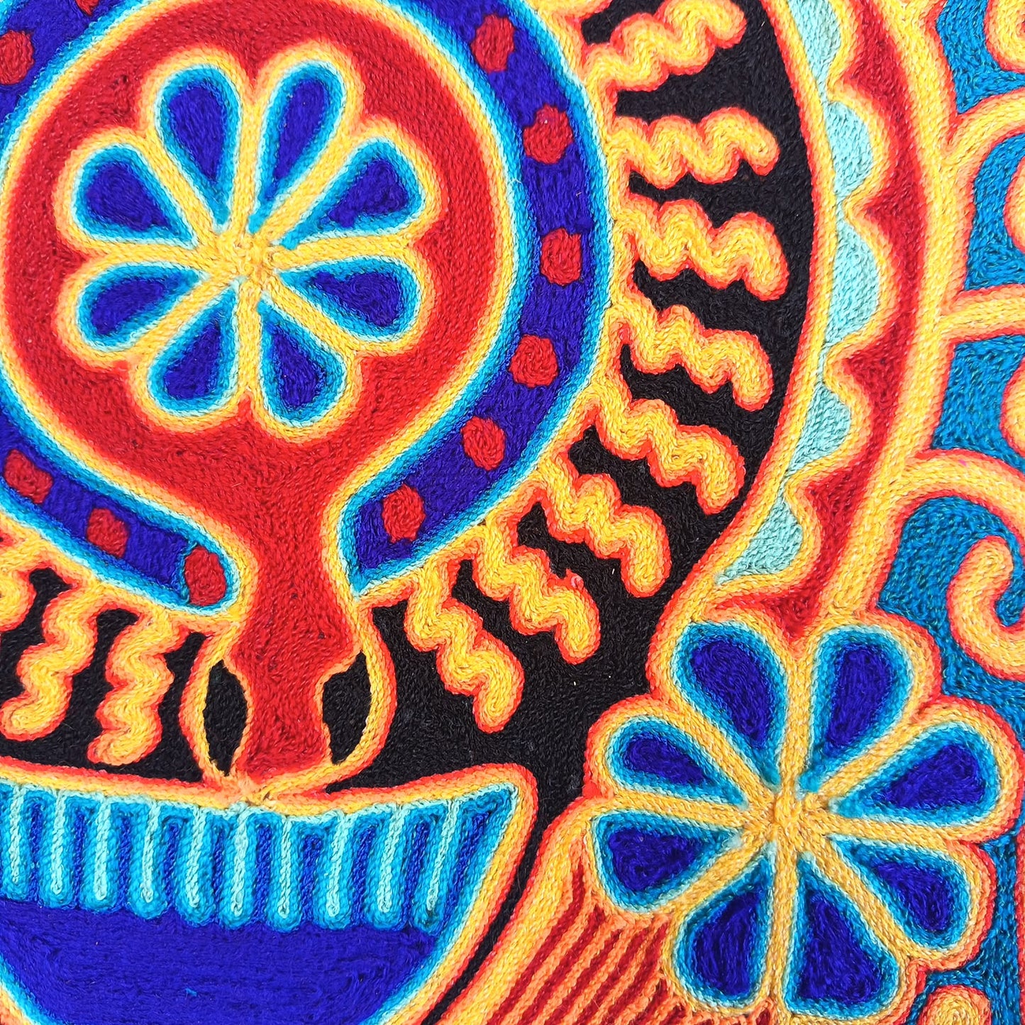Mexican Folk Art Huichol Yarn Painting by Cooperativa Zitacua PP9534 Oaxaca