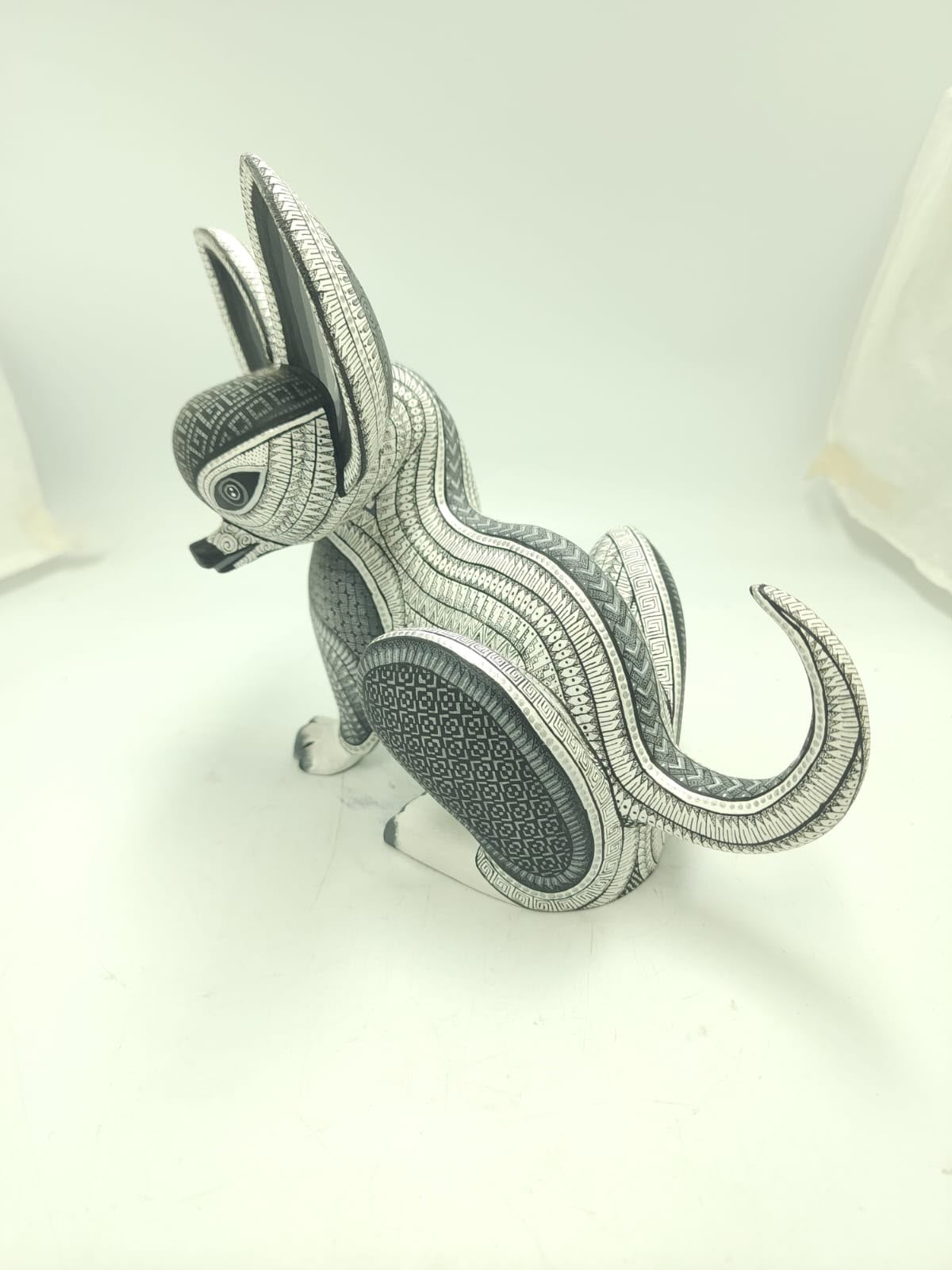 Mexican Oaxacan Wood Carving Chihuahua By Ivan Fuentes PP9560