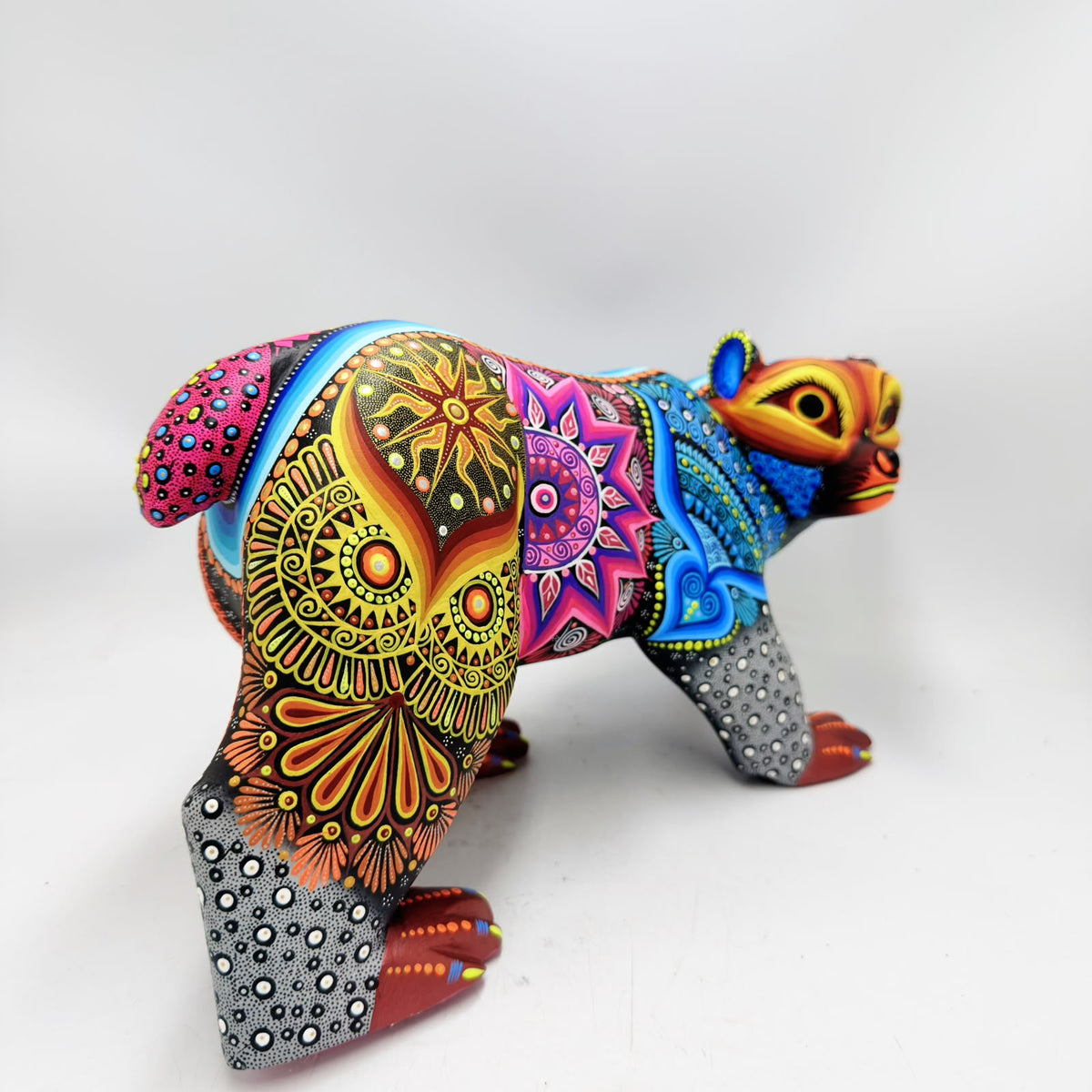 Mexican Folk Art Oaxacan Wood Carving Alebrije Hand Made, Bear By Luis Sosa PP9595