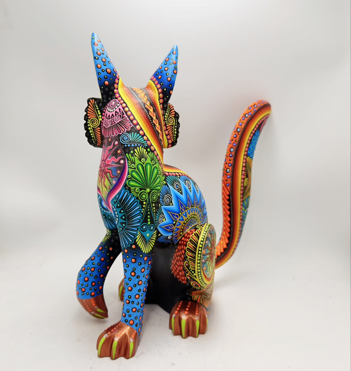 Mexican Folk Art Oaxacan Wood Carving Alebrije Hand Made, Lynx By Luis Sosa PP9597