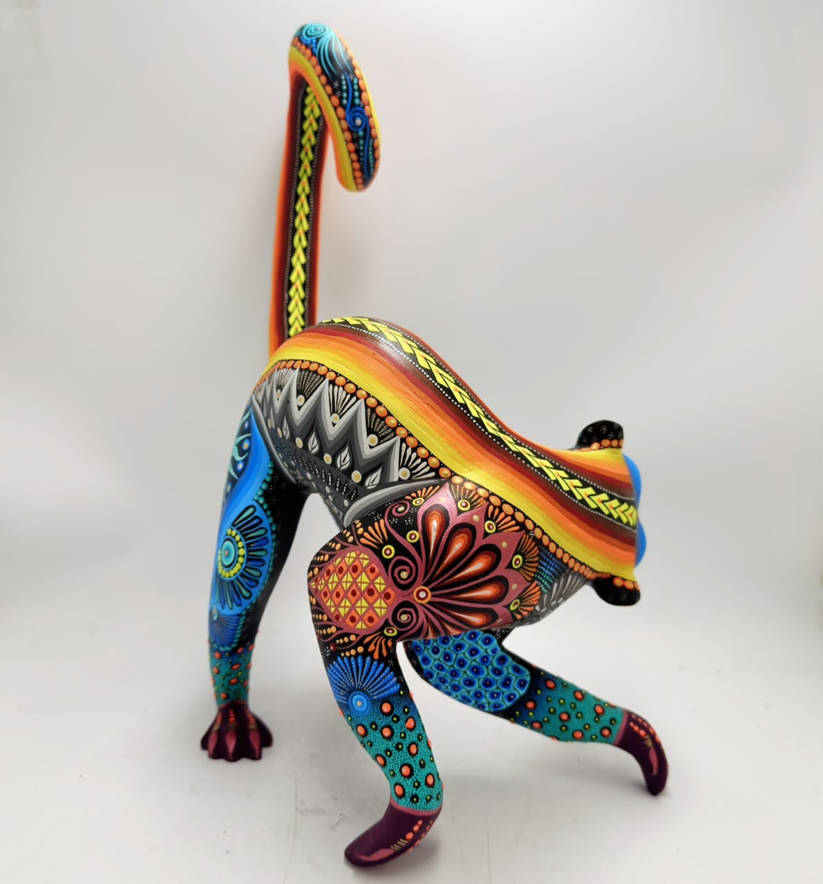 Mexican Folk Art Oaxacan Wood Carving Alebrije Hand Made, Monkey By Luis Sosa PP9600
