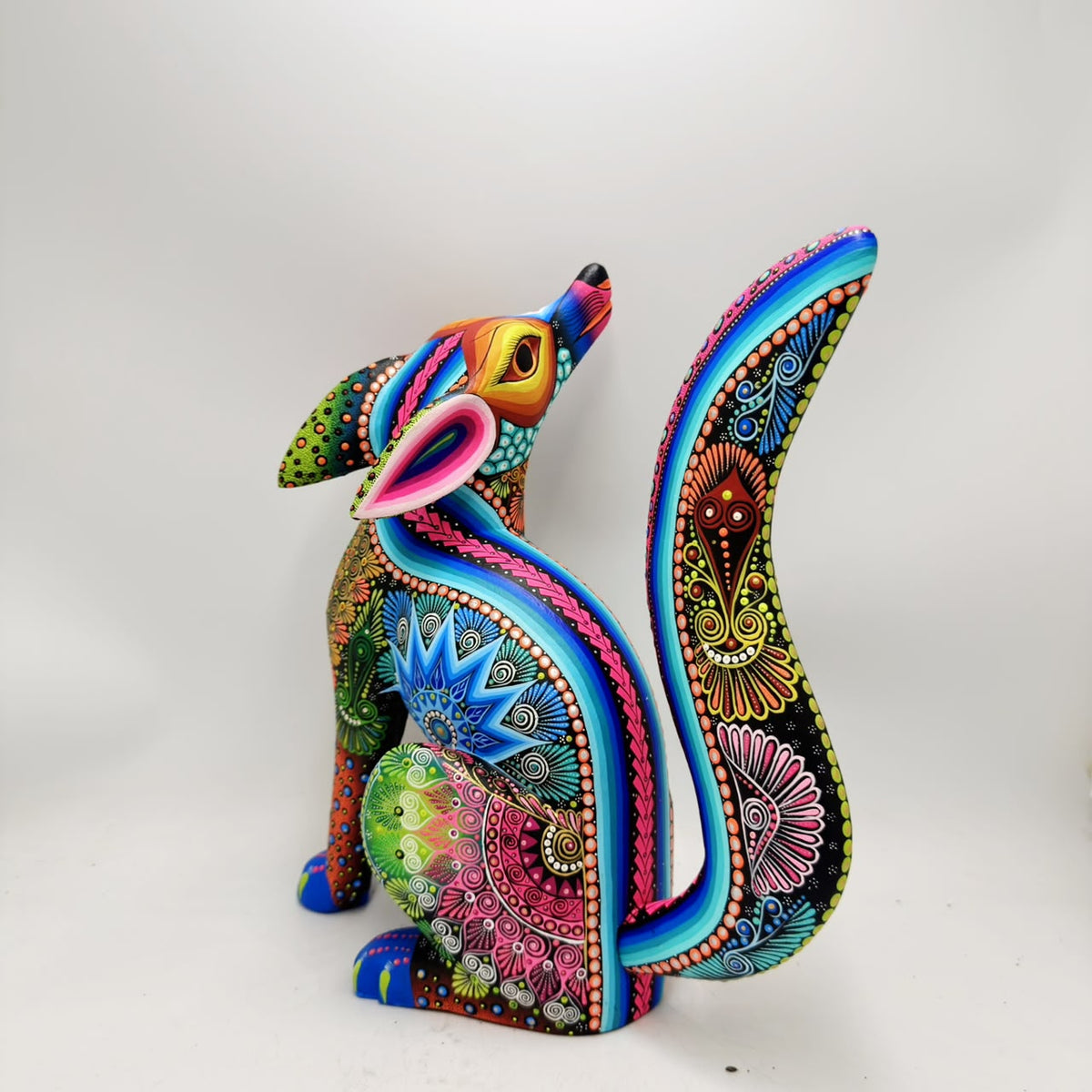 Mexican Folk Art Oaxacan Wood Carving Alebrije Hand Made, Coyote By Luis Sosa PP9601