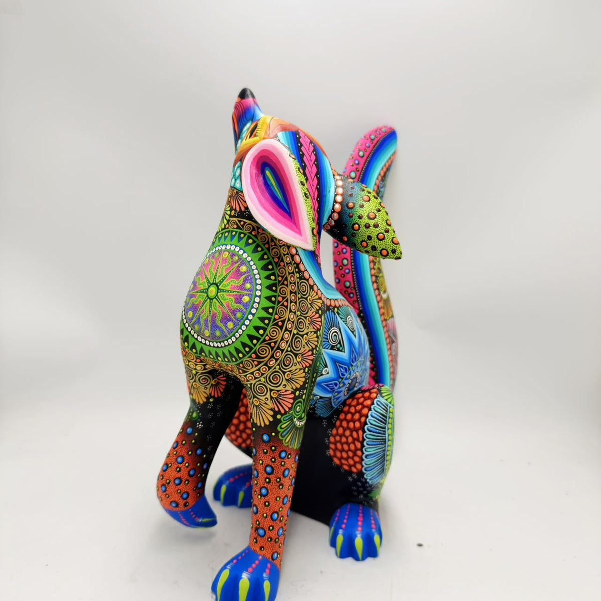 Mexican Folk Art Oaxacan Wood Carving Alebrije Hand Made, Coyote By Luis Sosa PP9601