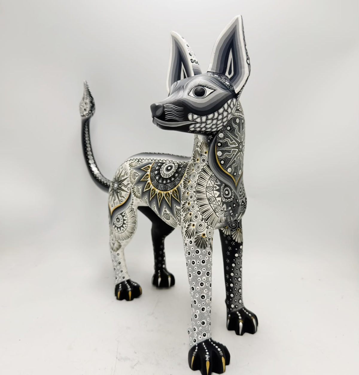 Mexican Folk Art Oaxacan Wood Carving Alebrije Hand Made, Dog By Luis Sosa PP9602