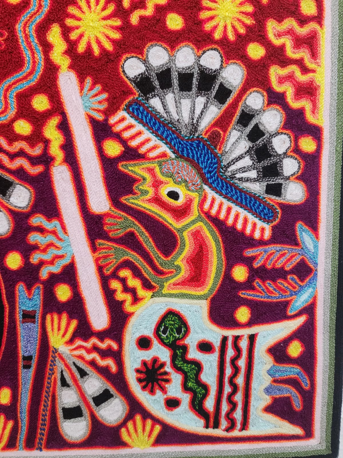 Huichol Mexican Folk Art Yarn Painting  By Maximino Renteria PP9606