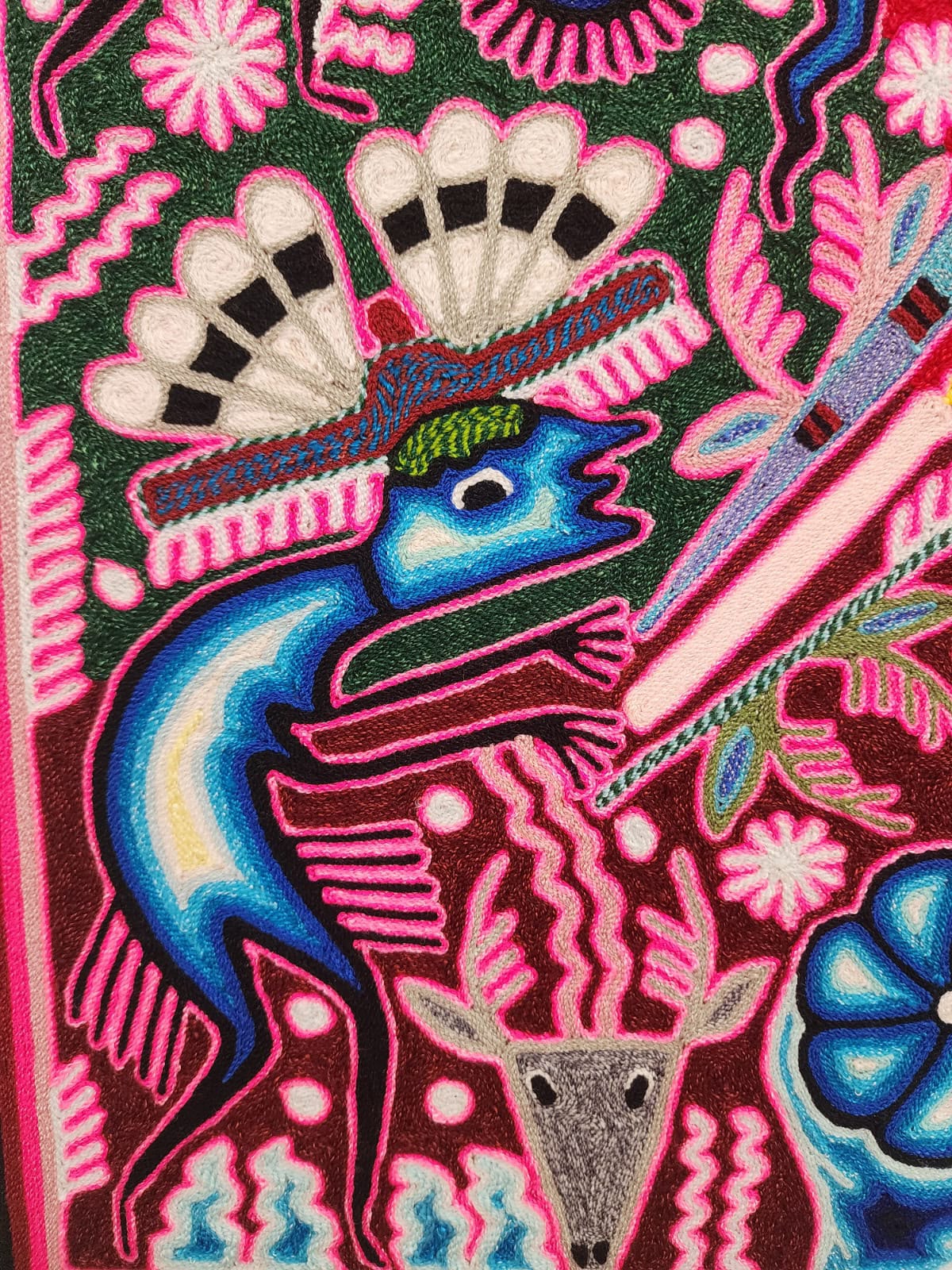 Huichol Mexican Folk Art Yarn Painting  By Maximino Renteria PP9607