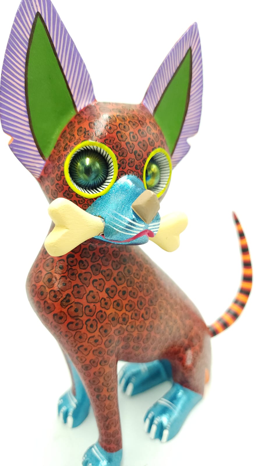 Great Mexican Oaxacan Wood Carving Alebrije Chihuahua By Isaac Fabian PP5435