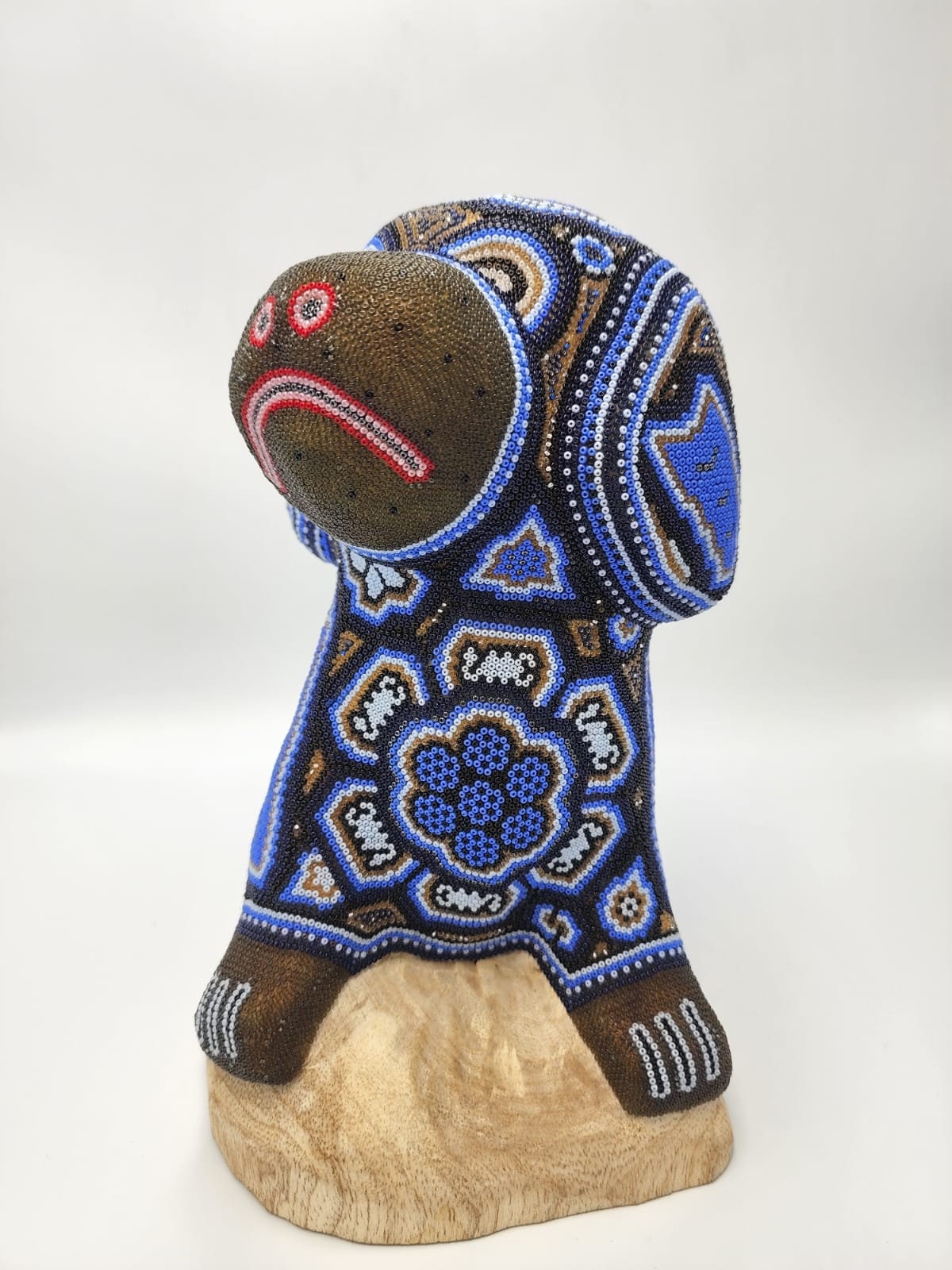 Huichol Beaded Mexican Folk Art Dog By Mayola Villa Lopez PP4492