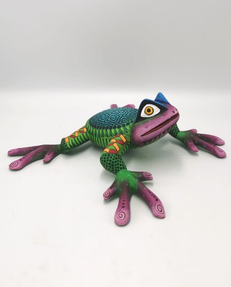 Oaxacan Wood Carving Hand Made  Frog  By Estudio 2403 PP4107