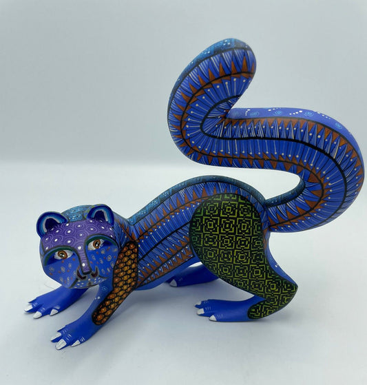 Magnificent Oaxacan Wood Carving Otter By Javier y Maria Jimenez PP3282